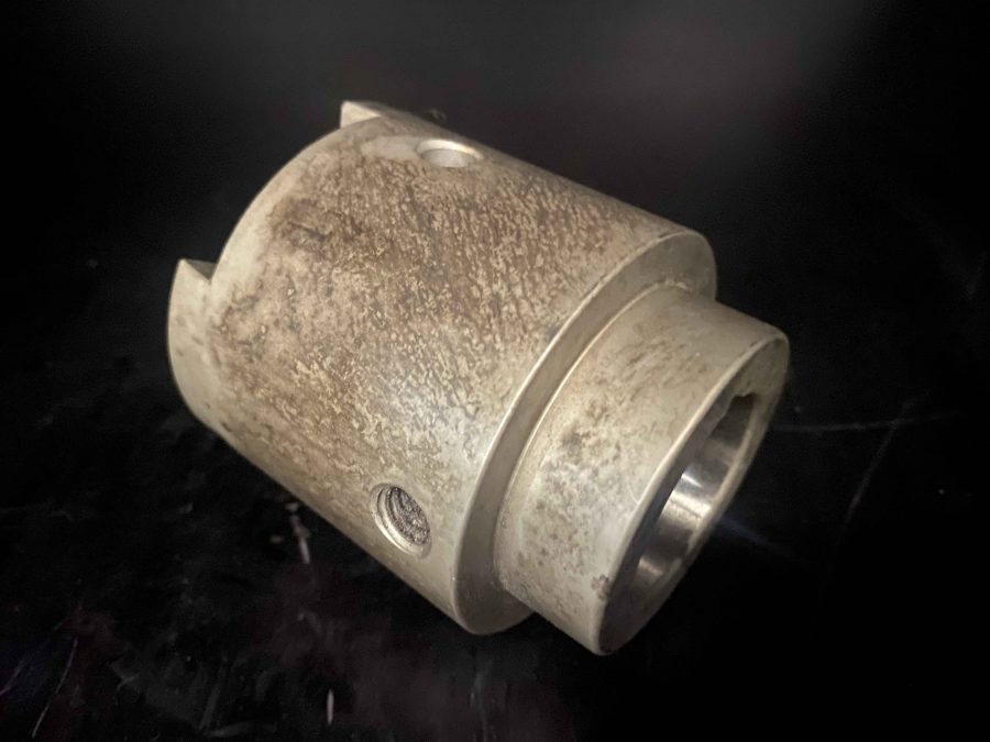 V600C Fixed Dog to Suit Warm Up Clutch (Part AM1050)