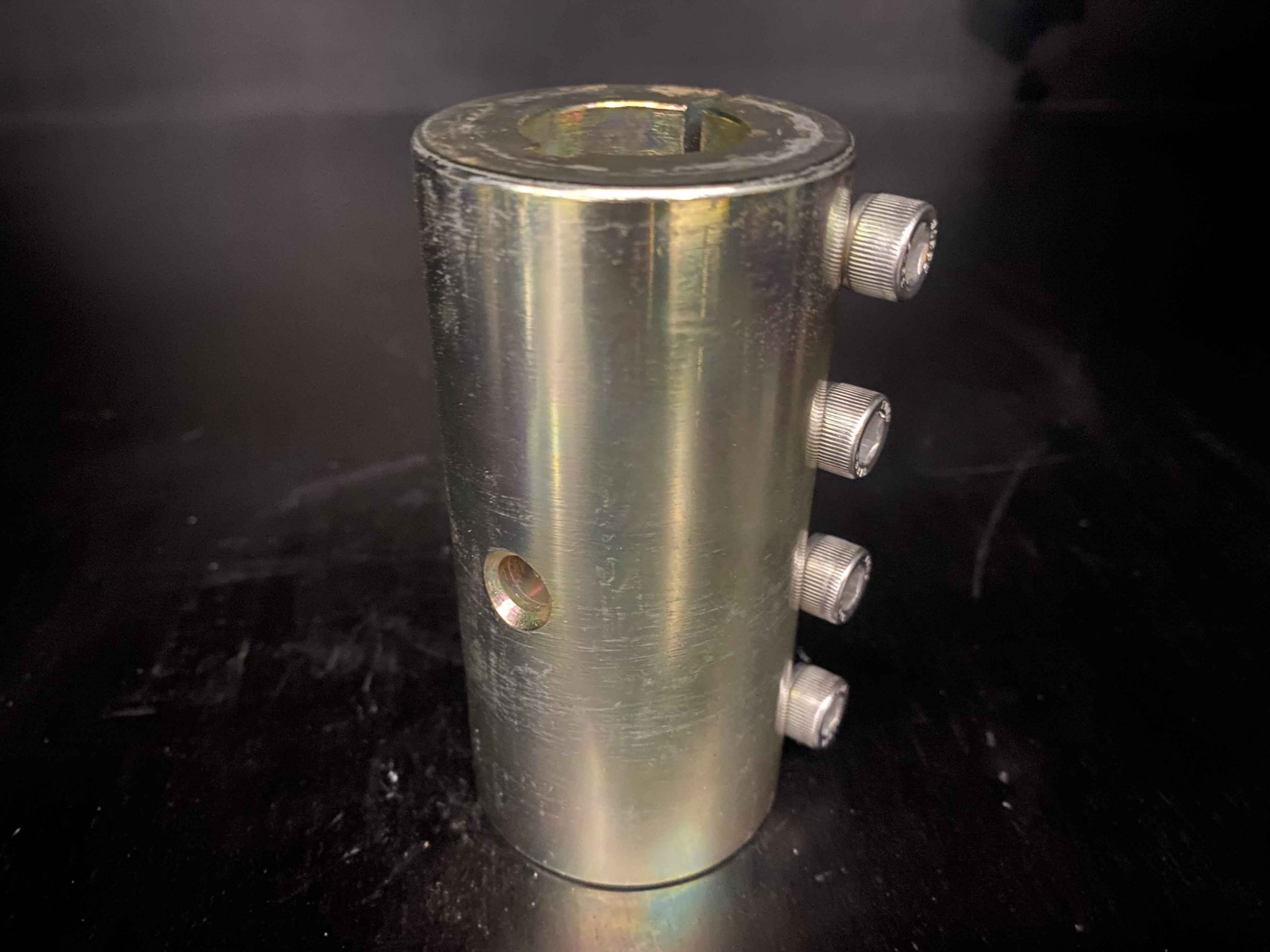 Split coupling Argo Marine