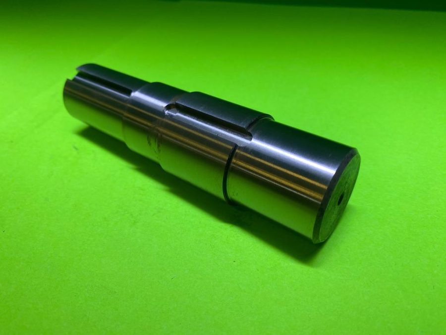 Fixed Dog Shaft 142 mm, ¼ Keyway, Marine Gearbox