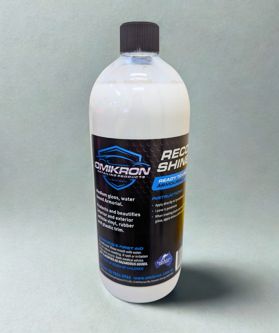 Omikron Reco Shine Armorial 1L bottle for vinyl, rubber and plastic trim