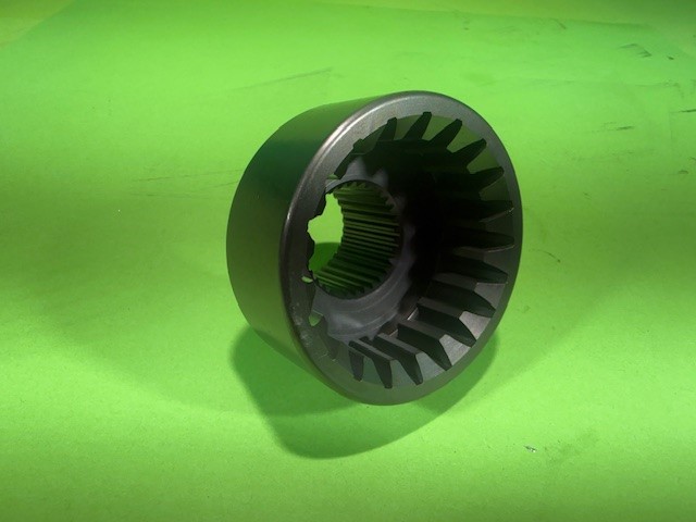 Argo Greek Coupler 1-3/8in 32 Spline female 20-tooth driveline coupler